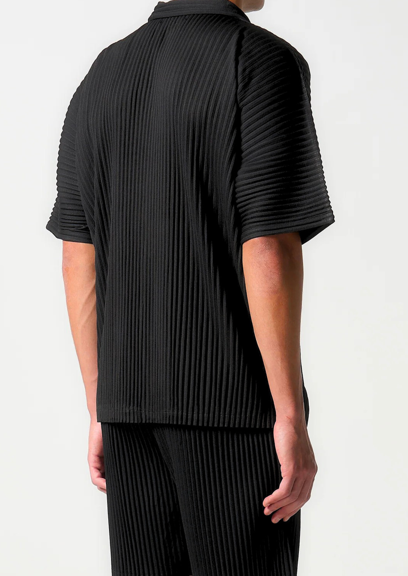 The Estate Black Pleated Summer Set